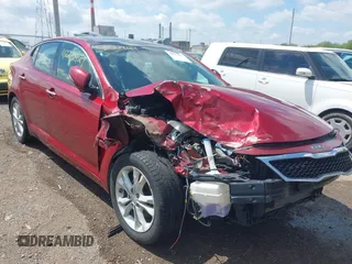 2012 Kia Optima EX z VIN 5XXGN4A77CG008747, wystawiony jako IAAI lot #42202927 z przebiegiem 221 322 mil mil oraz . Historia ofert i sprzedaży dostępna na DreamBid. Obrazek 6.