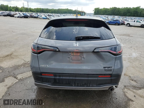 2024 Honda HR-V Sport z VIN 3CZRZ1H54RM760892, wystawiony jako Copart lot #54936985 z przebiegiem 20 220 mil mil oraz Szkoda całkowita • Salvage title. Historia ofert i sprzedaży dostępna na DreamBid. Obrazek 6.