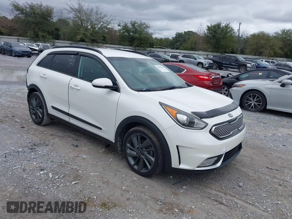 2017 Kia Niro Touring Launch Edition with VIN KNDCC3LC6H5055398, listed as a IAAI auction lot 41654328 with 172,314 mi miles. Bid and sale history available at carsss.com. Image 1.
