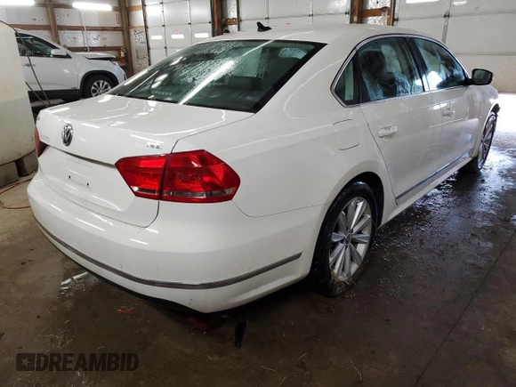 2013 Volkswagen Passat SEL Premium with VIN 1VWCH7A38DC047575, listed as a Copart auction lot 44623015 with 159,370 mi miles and Salvage Title. Bid and sale history available at carsss.com. Image 3.