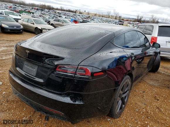 2022 Tesla Model S with VIN 5YJSA1E58NF488719, listed as a Copart auction lot 81804213 with 0 mi miles and Salvage Title. Bid and sale history available at carsss.com. Image 3.