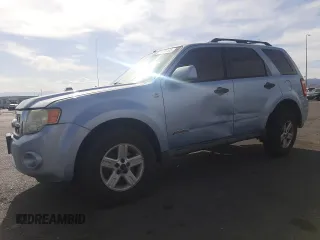 2008 Ford Escape Hybrid with VIN 1FMCU49HX8KE02136, listed as a Copart auction lot 58233195 with 205,532 mi miles and Salvage title. Bid and sale history available at DreamBid. Image 1.