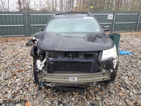 2018 Ford Explorer XLT with VIN 1FM5K8DH7JGC59605, listed as a Copart auction lot 77468614 with 60,136 mi miles and Salvage Title. Bid and sale history available at carsss.com. Image 5.