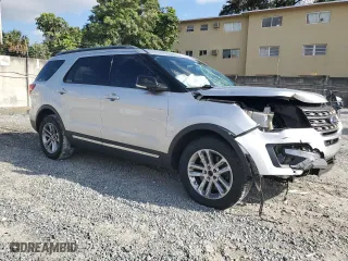 2017 Ford Explorer XLT with VIN 1FM5K7D80HGD78911, listed as a Copart auction lot 49745335 with 134,461 mi miles and Salvage Title. Bid and sale history available at carsss.com. Image 4.