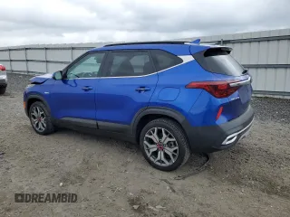 2021 Kia Seltos S z VIN KNDEUCA29M7039114, wystawiony jako Copart lot #51789855 z przebiegiem 65 677 mil mil oraz Szkoda całkowita • Salvage title. Historia ofert i sprzedaży dostępna na DreamBid. Obrazek 2.