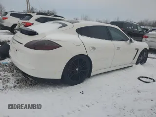 2012 Porsche Panamera S z VIN WP0AB2A73CL062114, wystawiony jako Copart lot #84813274 z przebiegiem 101 807 mil mil oraz Czysty tytuł • Clean title. Historia ofert i sprzedaży dostępna na DreamBid. Obrazek 3.