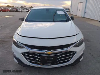 2020 Chevrolet Malibu LS with VIN 1G1ZC5ST1LF000425, listed as a IAAI auction lot 40819209 with 116,684 mi miles. Bid and sale history available at carsss.com. Image 12.
