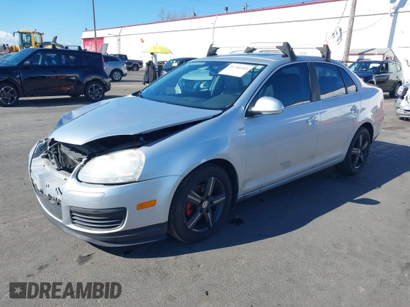 2008 Volkswagen Jetta Sedan SE with VIN 3VWRM71K48M030855, listed as a IAAI auction lot 41740303 with 173,026 mi miles. Bid and sale history available at carsss.com. Image 17.