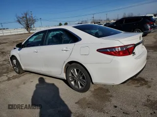 2016 Toyota Camry XLE with VIN 4T1BF1FK8GU510276, listed as a Copart auction lot 44008555 with 136,235 mi miles and Salvage Title. Bid and sale history available at DreamBid. Image 2.
