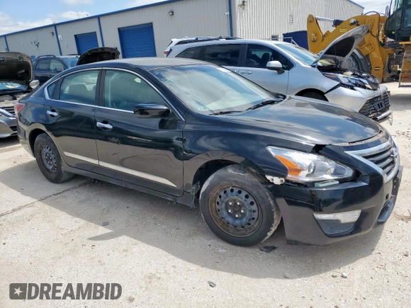 2014 Nissan Altima S with VIN 1N4AL3AP4EN387225, listed as a Copart auction lot 56144905 with Not Provided miles and Clean Title. Bid and sale history available at DreamBid. Image 4.