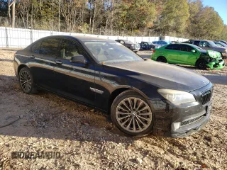 2009 BMW 7 Series 750i with VIN WBAKA83559CY33152, listed as a Copart auction lot 83770114 with 126,610 mi miles and Salvage title. Bid and sale history available at DreamBid. Image 4.