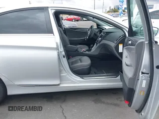 2014 Hyundai Sonata Limited with VIN KMHEC4A44EA106969, listed as a IAAI auction lot 42061351 with 25,795 mi miles and . Bid and sale history available at carsss.com. Image 5.