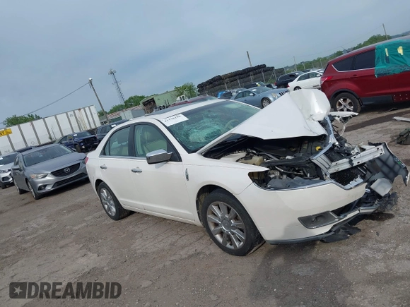 2012 Lincoln MKZ with VIN 3LNHL2GC8CR803337, listed as a IAAI auction lot 42338288 with Not provided miles and . Bid and sale history available at DreamBid. Image 1.