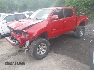 2013 Toyota Tacoma PreRunner z VIN 5TFJU4GN2DX037582, wystawiony jako IAAI lot #42285294 z przebiegiem 162 147 mil mil oraz . Historia ofert i sprzedaży dostępna na DreamBid. Obrazek 17.