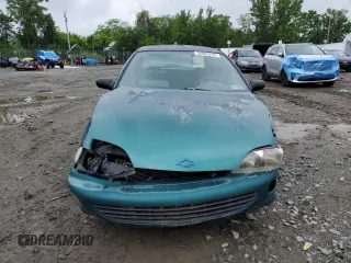 1997 Chevrolet Cavalier LS z VIN 1G1JF5244V7190036, wystawiony jako Copart lot #56882255 z przebiegiem 88 532 mil mil oraz Szkody całkowita. Historia ofert i sprzedaży dostępna na DreamBid. Obrazek 5.