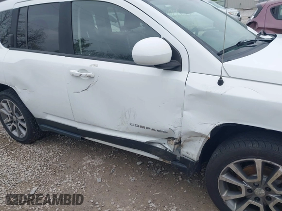 2016 Jeep Compass Latitude with VIN 1C4NJDEB6GD534157, listed as a IAAI auction lot 42022813 with 147,000 mi miles and . Bid and sale history available at DreamBid. Image 6.