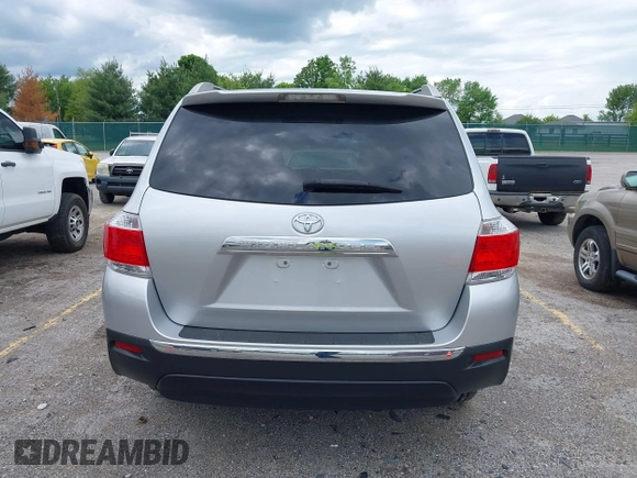 2013 Toyota Highlander with VIN 5TDZA3EH0DS037993, listed as a IAAI auction lot 42180685 with 212,729 mi miles and . Bid and sale history available at DreamBid. Image 16.