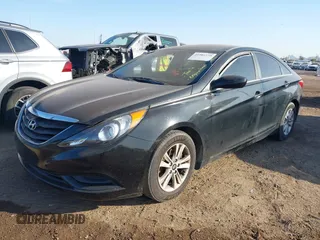 2012 Hyundai Sonata GLS with VIN 5NPEB4AC3CH308948, listed as a IAAI auction lot 41981220 with 147,114 mi miles and . Bid and sale history available at DreamBid. Image 2.