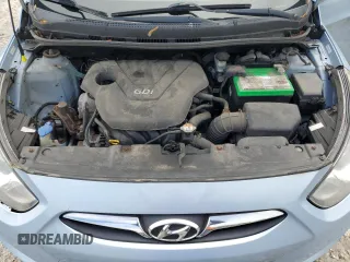 2012 Hyundai Accent SE z VIN KMHCU5AE2CU019537, wystawiony jako Copart lot #58089995 z przebiegiem 175 118 mil mil oraz Czysty tytuł • Clean title. Historia ofert i sprzedaży dostępna na DreamBid. Obrazek 11.