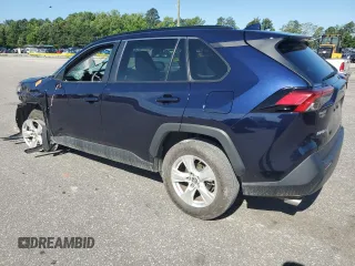 2019 Toyota RAV4 XLE with VIN 2T3W1RFV7KW029959, listed as a Copart auction lot 61825405 with 36,180 mi miles and Salvage title. Bid and sale history available at DreamBid. Image 2.