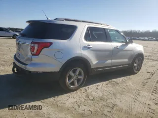 2018 Ford Explorer XLT z VIN 1FM5K7D88JGC25425, wystawiony jako Copart lot #89195105 z przebiegiem 99 890 mil mil oraz Szkoda całkowita • Salvage title. Historia ofert i sprzedaży dostępna na DreamBid. Obrazek 3.