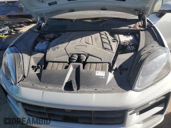 2024 Porsche Cayenne S with VIN WP1AL2AY1RDA34139, listed as a Copart auction lot 80035744 with 11,218 mi miles and Clean title. Bid and sale history available at DreamBid. Image 13.
