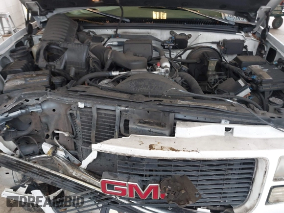 1998 GMC Yukon with VIN 1GKEK13R7WJ700881, listed as a IAAI auction lot 41507538 with 188,396 mi miles. Bid and sale history available at carsss.com. Image 10.