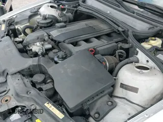 2005 BMW 3 Series 330Ci с VIN WBABD53415PD99377, выставлен на аукционе IAAI как лот 41884949 с пробегом 92 068 миль миль и . История ставок и продаж доступна на DreamBid. Изображение 20.