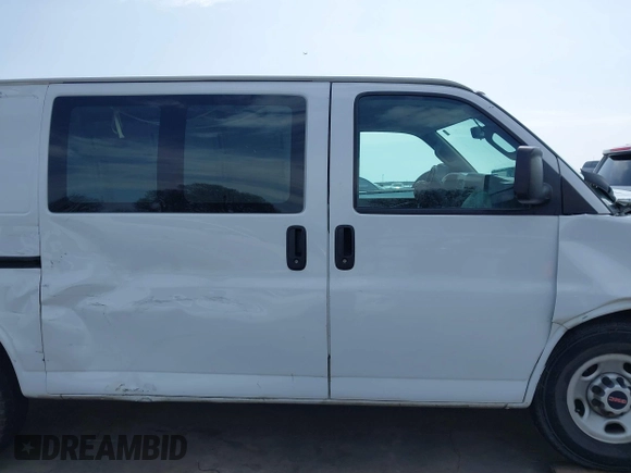 2019 GMC Savana Cargo with VIN 1GTW7AFGXK1220517, listed as a IAAI auction lot 41547025 with 131,264 mi miles. Bid and sale history available at carsss.com. Image 14.