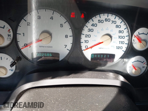 2005 Dodge 2500 SLT with VIN 1D7KS28D35J511215, listed as a IAAI auction lot 41326185 with 302,586 mi miles and . Bid and sale history available at DreamBid. Image 7.