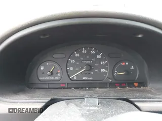 1997 Geo Metro LSi z VIN 2C1MR2299V6732170, wystawiony jako IAAI lot #41619096 z przebiegiem 205 044 mil mil oraz . Historia ofert i sprzedaży dostępna na DreamBid. Obrazek 7.