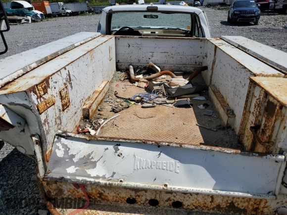 1991 Ford F-350 with VIN 1FDKF37HXMNA60280, listed as a Copart auction lot 56526745 with 53,953 mi miles and Salvage title. Bid and sale history available at DreamBid. Image 10.