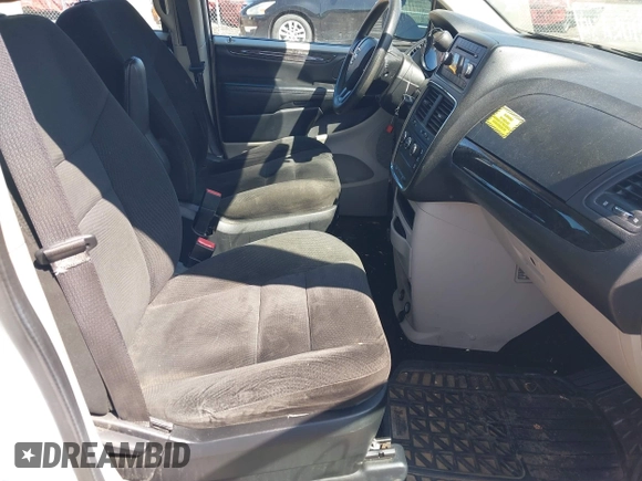 2016 Dodge Grand Caravan SE with VIN 2C4RDGBG9GR401187, listed as a IAAI auction lot 42133432 with 107,742 mi miles and . Bid and sale history available at DreamBid. Image 5.