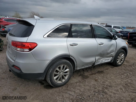 2016 Kia Sorento LX with VIN 5XYPG4A56GG122023, listed as a Copart auction lot 47386125 with 128,504 mi miles and Salvage Title. Bid and sale history available at carsss.com. Image 3.