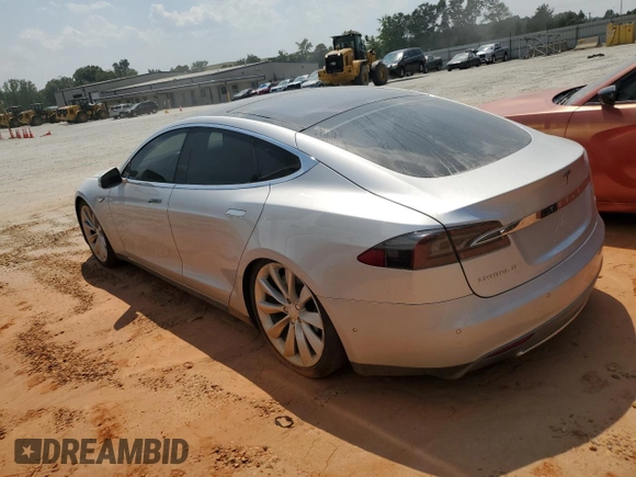 2014 Tesla Model S 60 z VIN 5YJSA1H16EFP62363, wystawiony jako Copart lot #58370095 z przebiegiem 157 726 mil mil oraz Czysty tytuł • Clean title. Historia ofert i sprzedaży dostępna na DreamBid. Obrazek 2.