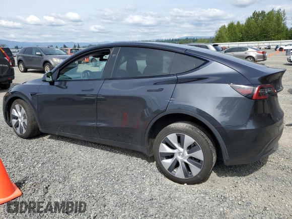 2024 Tesla Model Y Long Range z VIN 7SAYGDEE8RF986258, wystawiony jako Copart lot #58434275 z przebiegiem 59 934 mil mil oraz Szkoda całkowita • Salvage title. Historia ofert i sprzedaży dostępna na DreamBid. Obrazek 2.