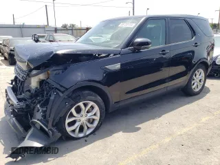 2019 Land Rover Discovery SE with VIN SALRG2RV0K2401898, listed as a Copart auction lot 69344504 with 31,548 mi miles and Salvage Title. Bid and sale history available at carsss.com. Image 1.
