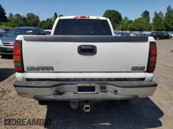 2006 GMC Sierra 1500 SLT z VIN 1GTEK19B36Z258351, wystawiony jako Copart lot #60077965 z przebiegiem 334 910 mil mil oraz Czysty tytuł • Clean title. Historia ofert i sprzedaży dostępna na DreamBid. Obrazek 6.