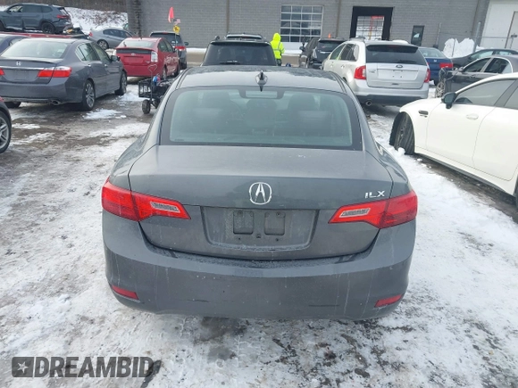 2013 Acura ILX with VIN 19VDE1F37DE022142, listed as a IAAI auction lot 41543026 with 152,967 mi miles. Bid and sale history available at carsss.com. Image 16.