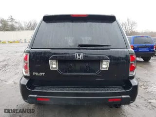2006 Honda Pilot EX with VIN 2HKYF18486H527682, listed as a IAAI auction lot 41941295 with 235,521 mi miles. Bid and sale history available at carsss.com. Image 16.