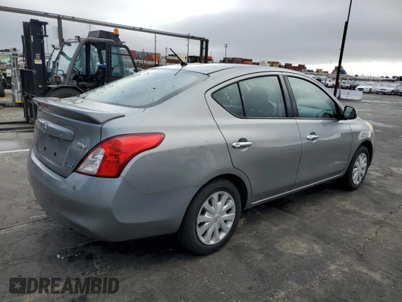 2014 Nissan Versa SV with VIN 3N1CN7AP6EL830501, listed as a Copart auction lot 44570275 with 92,211 mi miles and Clean Title. Bid and sale history available at carsss.com. Image 3.