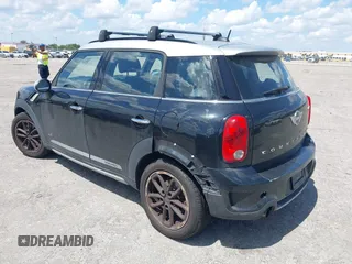 2016 MINI Countryman S z VIN WMWZC5C58GWU21536, wystawiony jako IAAI lot #41907958 z przebiegiem 83 761 mil mil oraz . Historia ofert i sprzedaży dostępna na DreamBid. Obrazek 3.
