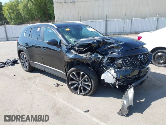 2023 Mazda CX-50 Meridian Edition z VIN 7MMVABXY1PN149136, wystawiony jako IAAI lot #42587764 z przebiegiem 4 748 mil mil oraz . Historia ofert i sprzedaży dostępna na DreamBid. Obrazek 1.