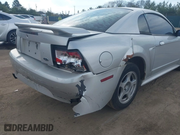 2004 Ford Mustang Standard with VIN 1FAFP40604F211340, listed as a IAAI auction lot 42071445 with Not provided miles and . Bid and sale history available at DreamBid. Image 6.