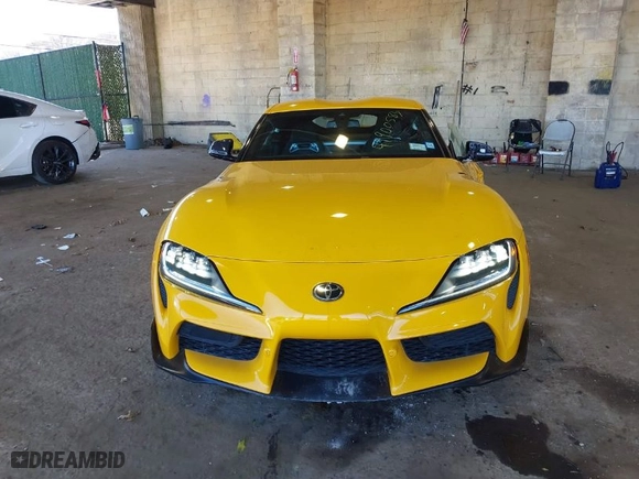 2021 Toyota GR Supra 3.0 with VIN WZ1DB0C03MW042951, listed as a IAAI auction lot 41900583 with 16,695 mi miles. Bid and sale history available at carsss.com. Image 13.