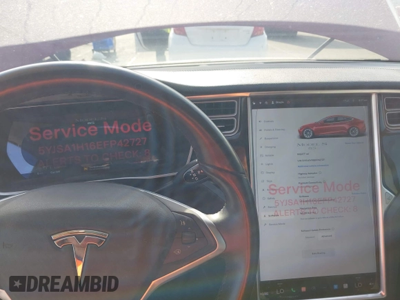 2014 Tesla Model S 60 z VIN 5YJSA1H16EFP42727, wystawiony jako IAAI lot #42544475 z przebiegiem 166 877 mil mil oraz . Historia ofert i sprzedaży dostępna na DreamBid. Obrazek 7.