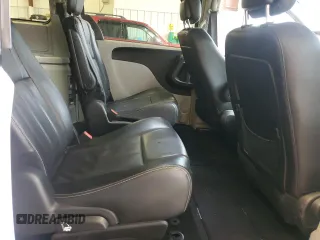 2015 Chrysler Town & Country Touring with VIN 2C4RC1BG5FR564921, listed as a Copart auction lot 52702505 with 211,990 mi miles and Non Repairable. Bid and sale history available at carsss.com. Image 11.