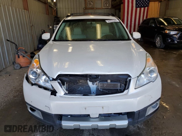2010 Subaru Outback Limited Power Moon с VIN 4S4BRBLC0A3354452, выставлен на аукционе Copart как лот 54855185 с пробегом 113 870 миль миль и Списание • Salvage title. История ставок и продаж доступна на DreamBid. Изображение 5.