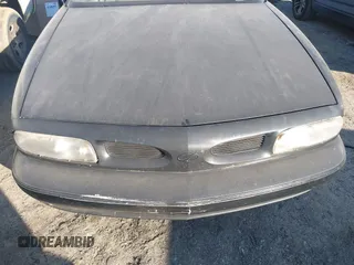 1998 Oldsmobile 88 LS z VIN 1G3HN52K2W4849130, wystawiony jako IAAI lot #41496592 z przebiegiem Nie podano mil oraz . Historia ofert i sprzedaży dostępna na DreamBid. Obrazek 6.