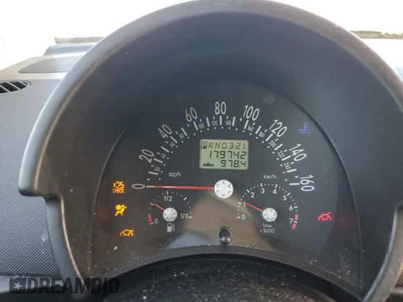2003 Volkswagen Beetle GLS with VIN 3VWCD21C73M408547, listed as a Copart auction lot 46191425 with 179,742 mi miles and Salvage title. Bid and sale history available at DreamBid. Image 9.